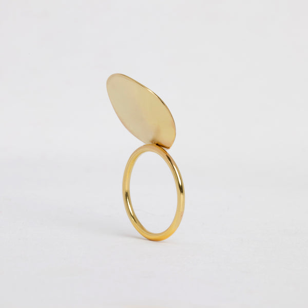 Bague un pétale