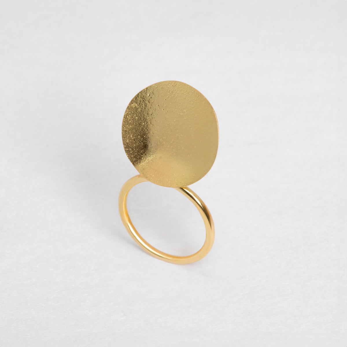 Bague un pétale